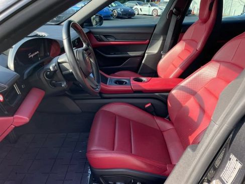 Used 2021 Porsche Taycan RWD image 15