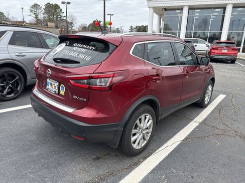 Used 2022 Nissan Rogue Sport SV w/ Technology Package image 3