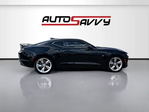 Used 2019 Chevrolet Camaro SS RWD image 8