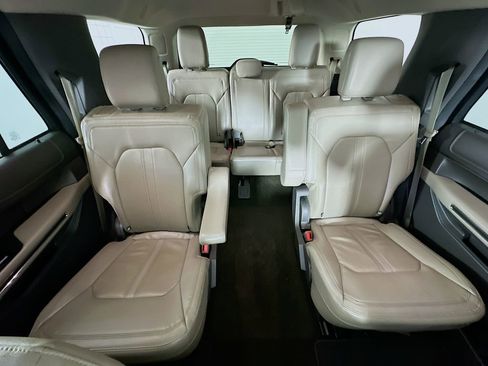 Used 2021 Ford Expedition Limited RWD image 13