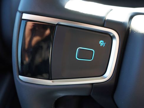 Certified 2025 Ford Expedition Active image 39