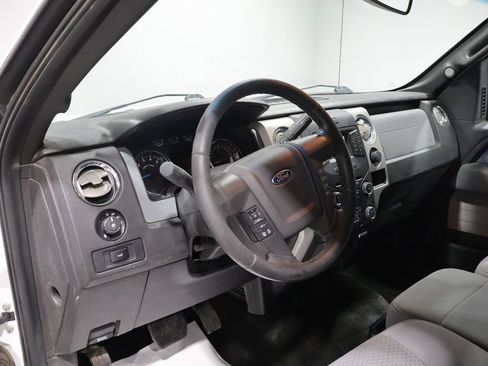 Used 2014 Ford F150 XLT AWD/4WD image 22