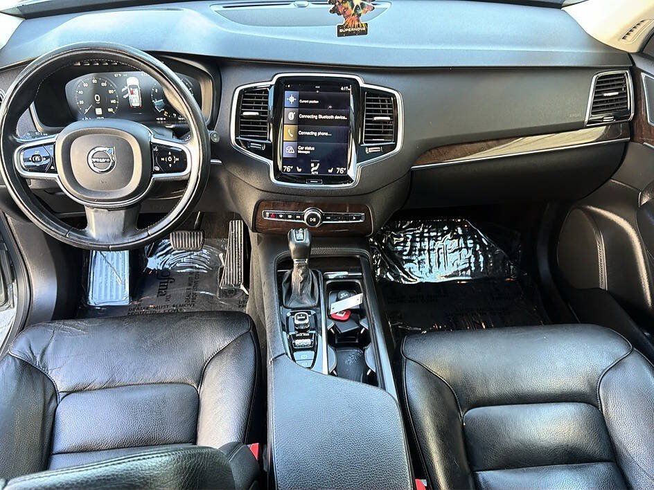 Used 2016 Volvo XC90 T6 Momentum w/ Momentum Plus Package AWD/4WD image 8