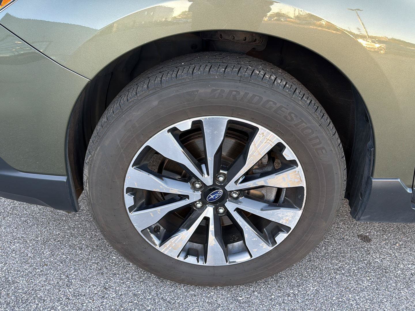 Used 2015 Subaru Outback 3.6R Limited AWD/4WD image 15