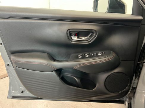 Used 2024 Honda HR-V Sport image 15