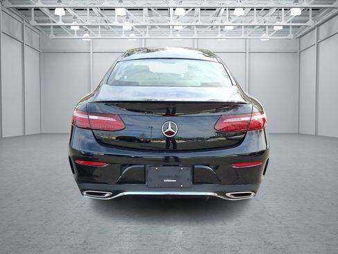 Used 2022 Mercedes-Benz E 450 4MATIC Coupe image 5