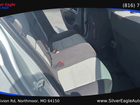 Used 2014 Chevrolet Cruze LS FWD image 11