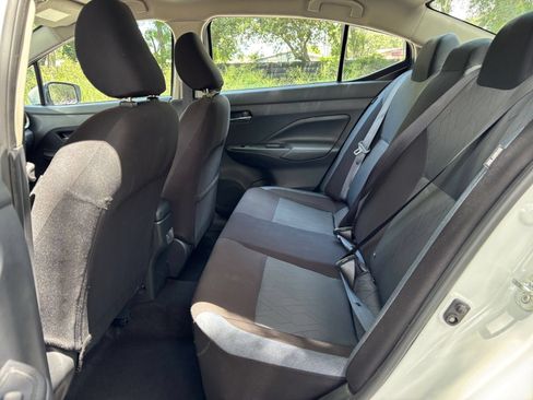 Used 2025 Nissan Versa SV FWD image 37