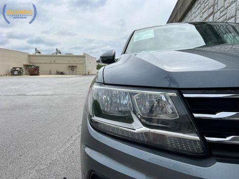 Used 2018 Volkswagen Tiguan SE FWD image 15