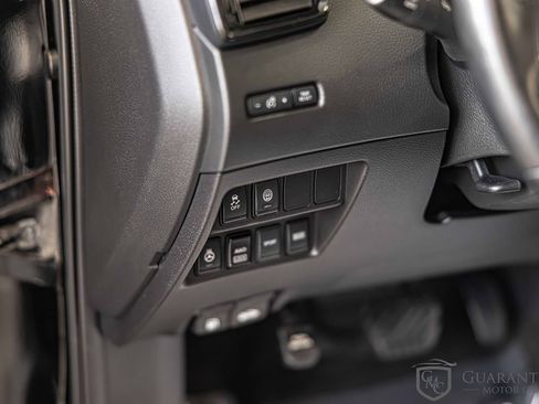 Used 2021 Nissan Rogue Sport SV image 21