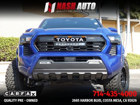 Used 2025 Toyota Tacoma SR5 image 18
