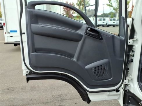 New 2025 Chevrolet Low Cab Forward LCF image 21