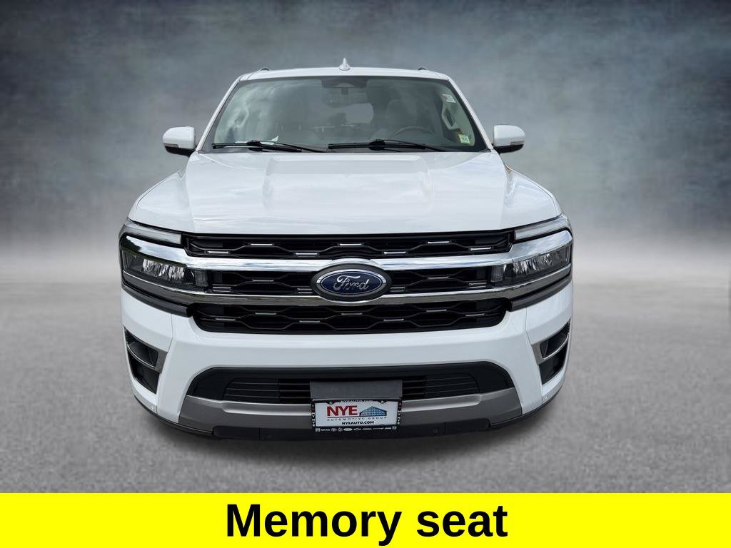 Certified 2024 Ford Expedition Limited AWD/4WD image 9