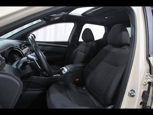 Certified 2022 Hyundai Santa Cruz SEL Premium AWD/4WD image 5