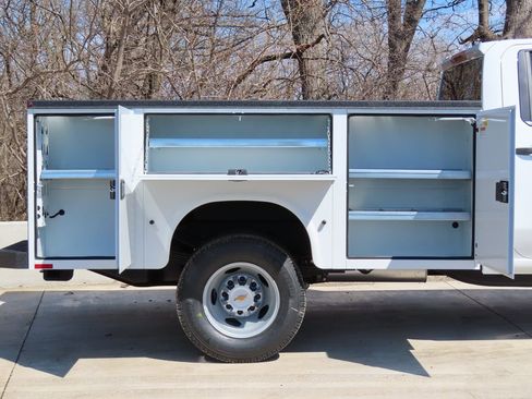 New 2026 Chevrolet Silverado 3500 W/T w/ WT Convenience Package AWD/4WD image 3