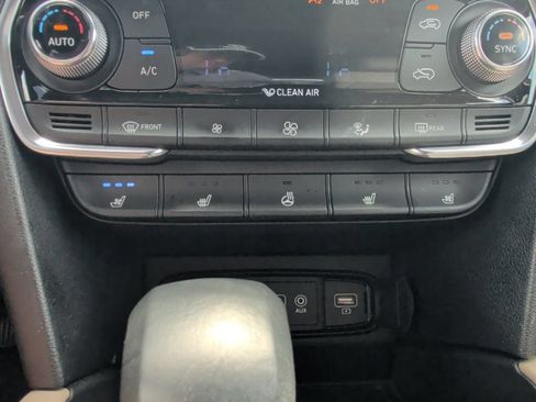 Used 2020 Hyundai Santa Fe Limited FWD image 26