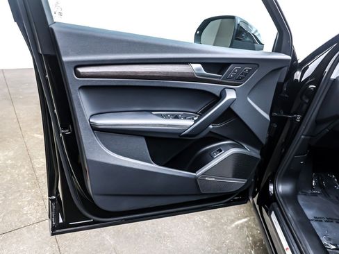 Used 2025 Audi Q5 2.0T Premium Plus w/ Premium Plus Package image 22