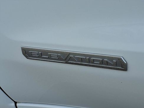 Used 2021 GMC Sierra 1500 Elevation image 30