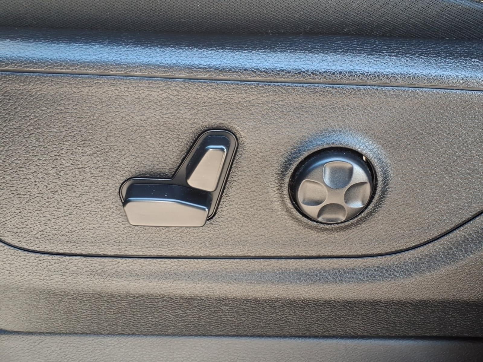 Used 2020 RAM 1500 Big Horn AWD/4WD image 18