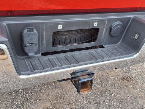 Used 2015 GMC Sierra 1500 SLE w/ SLE Value Package image 23