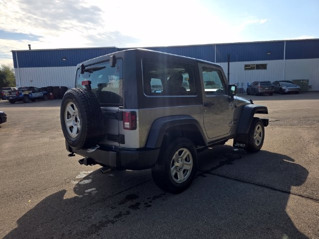 Used 2013 Jeep Wrangler Sport AWD/4WD image 4
