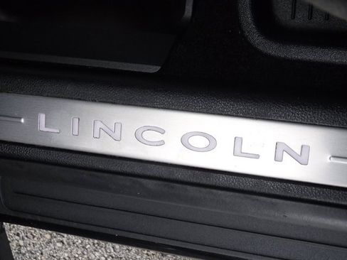 Used 2020 Lincoln Nautilus Reserve w/ Cargo Utility Package image 23