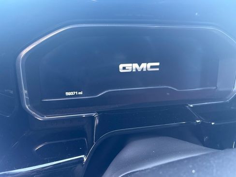Used 2022 GMC Sierra 1500 Elevation w/ Elevation Premium Package AWD/4WD image 14