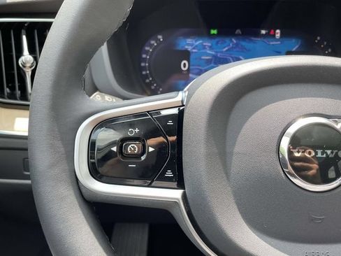 Used 2026 Volvo XC60 B5 Plus w/ Protection Package Premier AWD/4WD image 80
