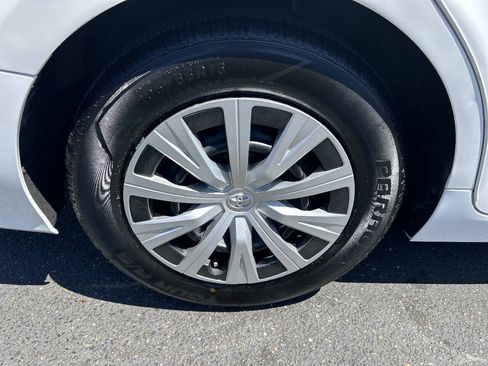 Used 2019 Toyota Camry LE w/ Protection Package (Q2) FWD image 7