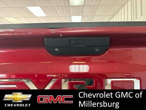 Used 2019 Chevrolet Silverado 1500 High Country w/ Technology Package AWD/4WD image 11