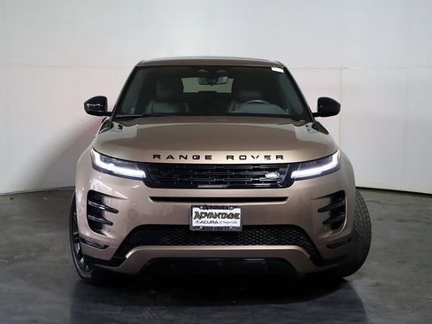 Used 2024 Land Rover Range Rover Evoque Dynamic SE image 9