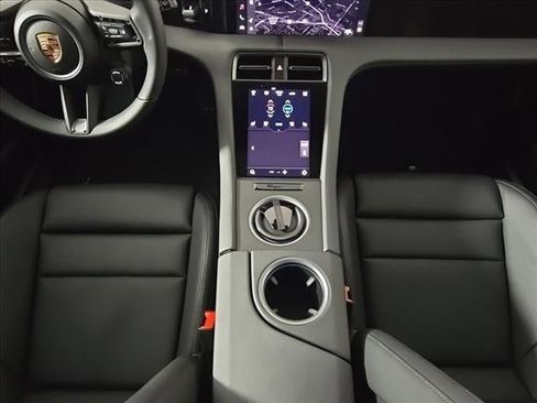 New 2025 Porsche Taycan 4S image 19