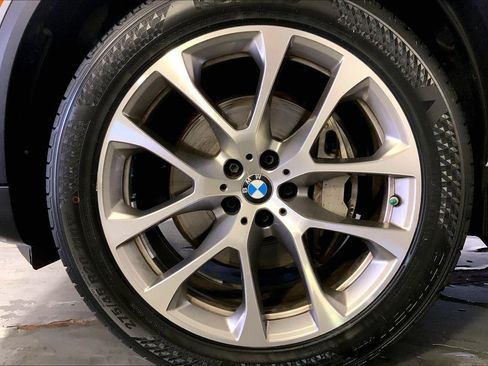 Used 2025 BMW X5 xDrive40i AWD/4WD image 9