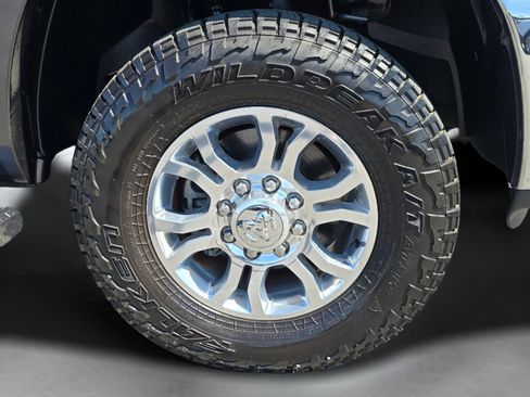 Used 2018 RAM 3500 Laramie AWD/4WD image 32