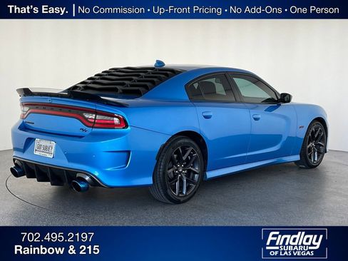 Used 2023 Dodge Charger R/T w/ Blacktop Package image 6