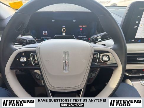 Used 2025 Lincoln Aviator 2WD w/ Equipment Group 101A image 22