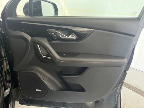 Used 2025 Chevrolet Blazer RS FWD image 29