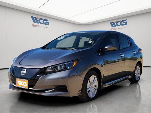 Used 2025 Nissan Leaf S FWD image 5