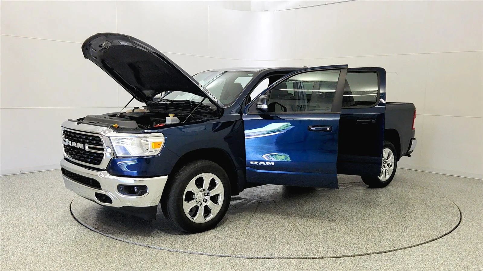 Used 2022 RAM 1500 Big Horn AWD/4WD image 11