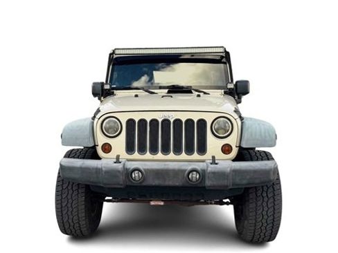 Used 2011 Jeep Wrangler Unlimited Sport image 3