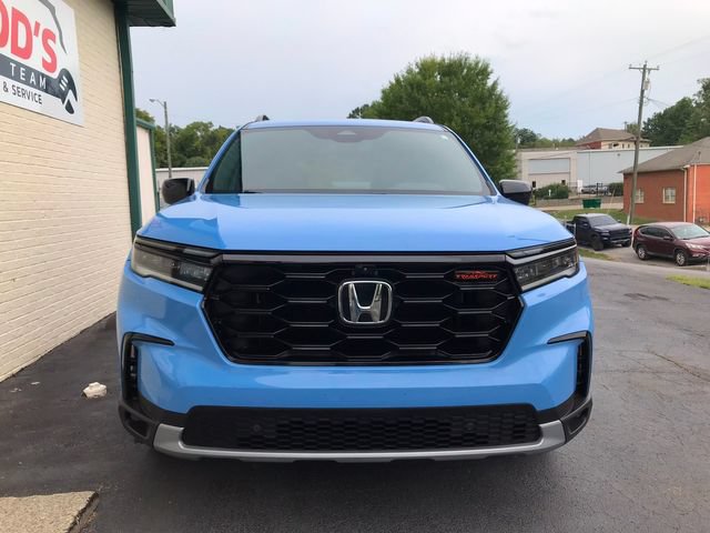 Used 2023 Honda Pilot TrailSport image 8