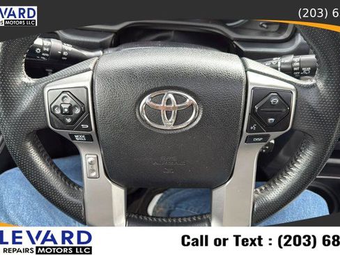 Used 2014 Toyota 4Runner Limited image 23