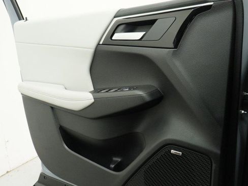 New 2026 Mitsubishi Outlander SE FWD image 15