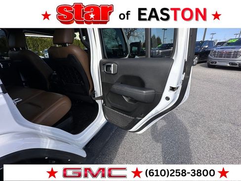 Used 2022 Jeep Wrangler Unlimited Rubicon 4xe w/ Cold Weather Group image 16