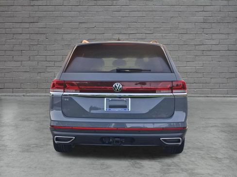 New 2026 Volkswagen Atlas SE FWD image 4