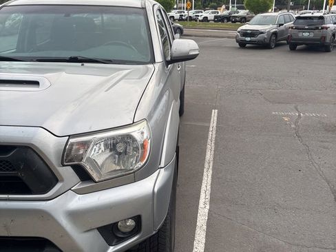 Used 2015 Toyota Tacoma 4x4 Double Cab w/ TRD Sport Package image 7