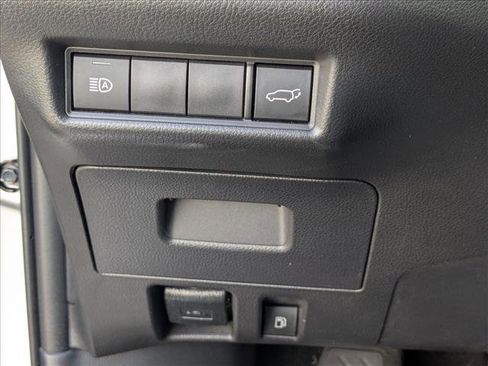 Used 2025 Toyota Grand Highlander FWD image 13