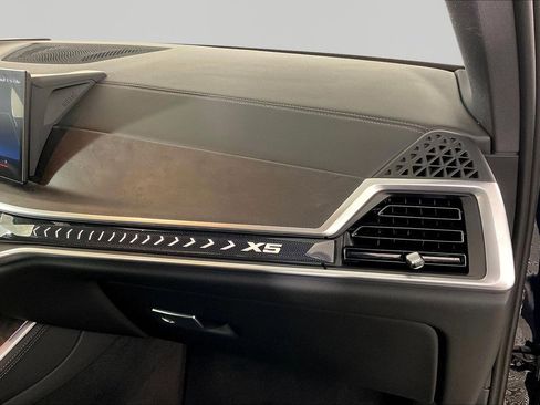 Certified 2024 BMW X5 xDrive40i w/ M Sport Package image 17