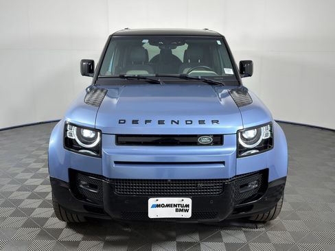 Used 2022 Land Rover Defender 110 X-Dynamic SE image 5