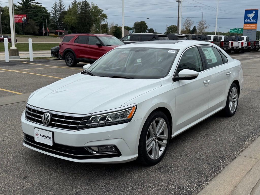Used 2018 Volkswagen Passat 2.0T SE FWD image 39